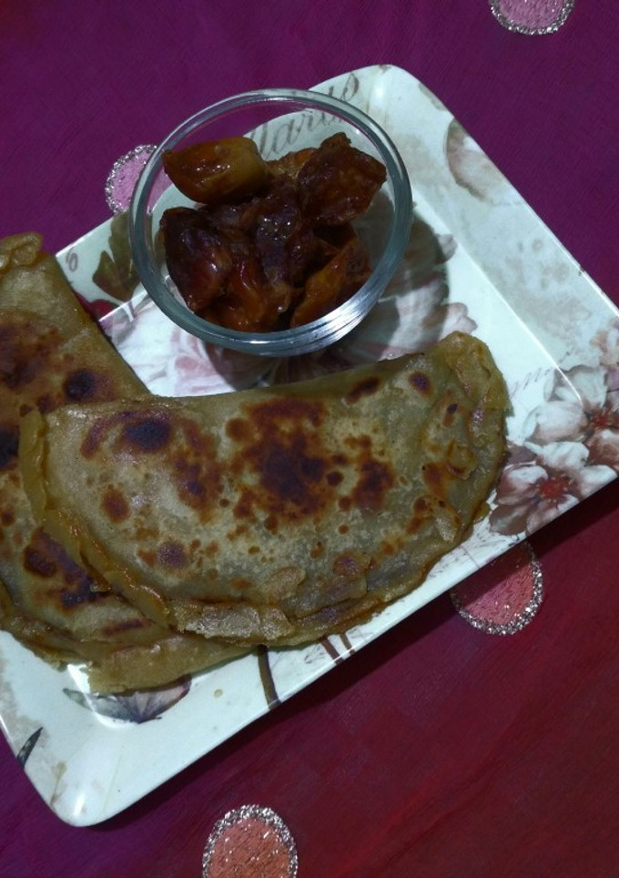 A picture of Dates and jaggery paratha.