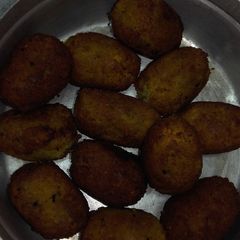 A picture of Fish chop.