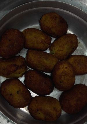 A picture of Fish chop.