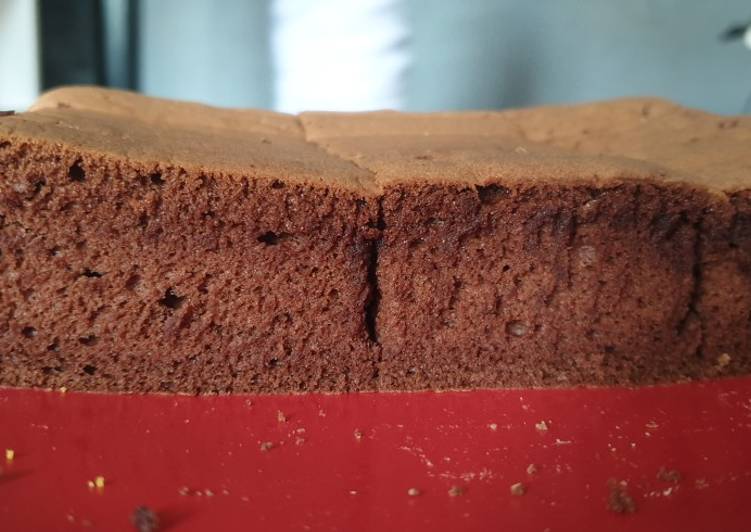 Cara Gampang Menyiapkan Sponge cake coklat metode all in one, Lezat Sekali