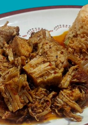 Una foto de Chicharron en salsa