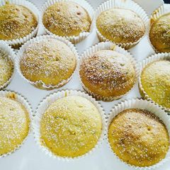 A picture of Zuchinni Cup cakes.