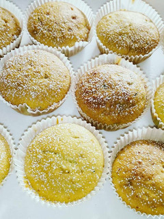 A picture of Zuchinni Cup cakes.