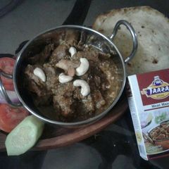 A picture of Gosht Badami.