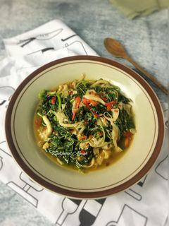 Foto resep Tumis Bayam Jamur Tiram