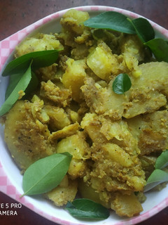 வாழைக்காய் மிளகு வறுவல் செய்முறை முக்கிய புகைப்படம்