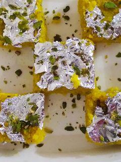 A picture of Nariyal ki Barfi.