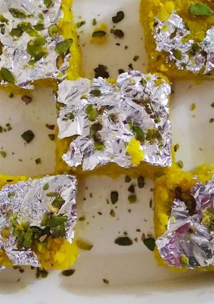A picture of Nariyal ki Barfi.