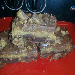A picture of Reese's cheesecake brownies.