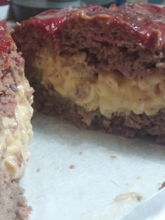 A picture of Mac & Cheese Stuffed Meatloaf.