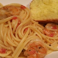 A picture of Capellini with Shrimp and Creamy Tomato Sauce.