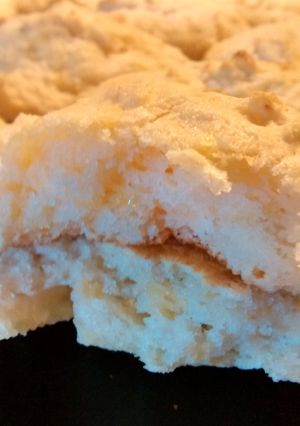 A picture of M&N's Cheddar Biscuits.