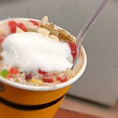 A picture of Fruit Custard 🍮.
