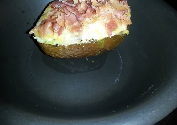 Baked Avocado with Egg