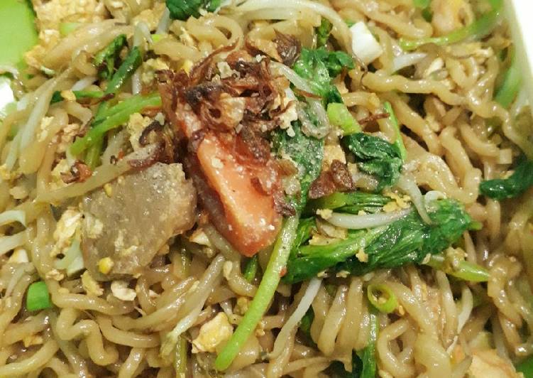 Bagaimana Menyiapkan Mie Goreng Spesial Anti Gagal