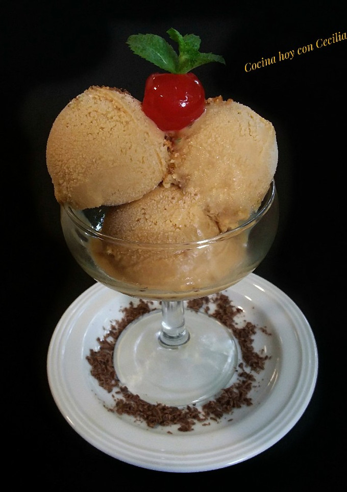 Una foto de Helado de dulce de leche