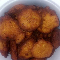 A picture of Akra.