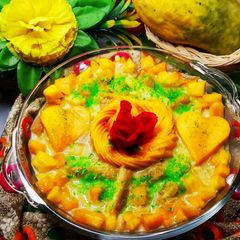 A picture of Mango Bread pudding.