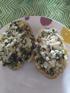 Una foto de Patata rellena de espinacas