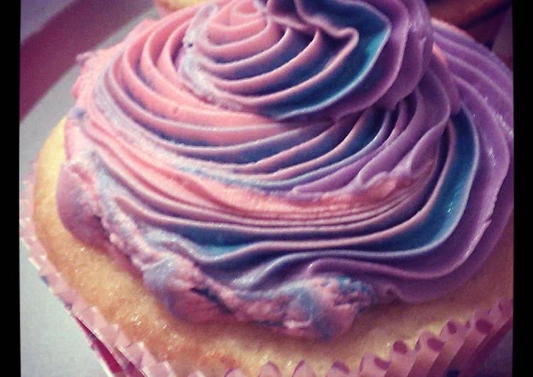 Recipe of Speedy classic vanilla cupcakes