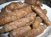 A picture of burdock root with meat