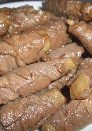 A picture of Osechi Hachiman Rolls (Burdock Root Rolled in Meat).