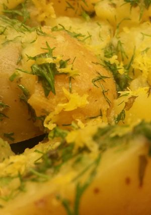 A picture of Dill & Lemon Potatoes.