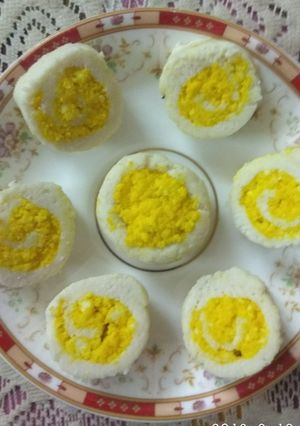 A picture of Chhena Roll Piece.