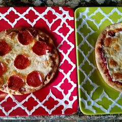 A picture of Kid Friendly Flat bread Pizzas.