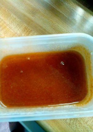 A picture of Agave Sriracha Sweet Glaze.
