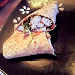 A picture of low calorie Thai chicken breast and broccoli wraps.