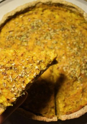 Una foto de Tarta vegana de calabaza y choclo
