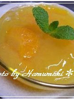 A picture of Orange Juice Agar Jello.