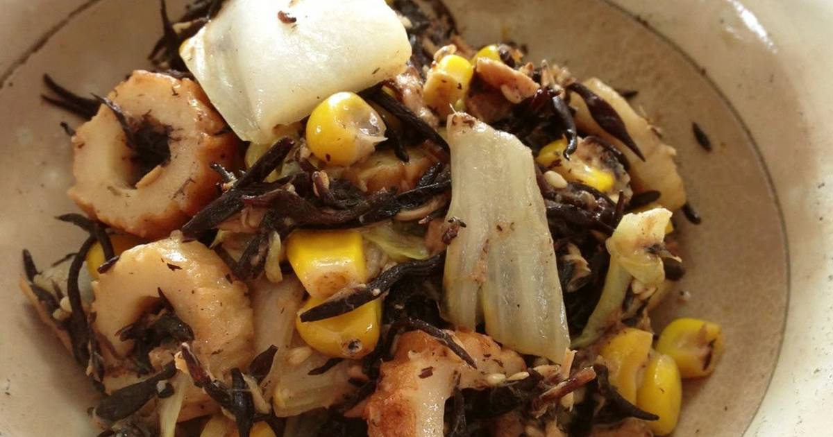 For Bentos Stir Fried Hijiki Seaweed Tuna And Chinese Cabbage With Oyster Sauce And Mayonnaise Recipe By Cookpad Japan Cookpad