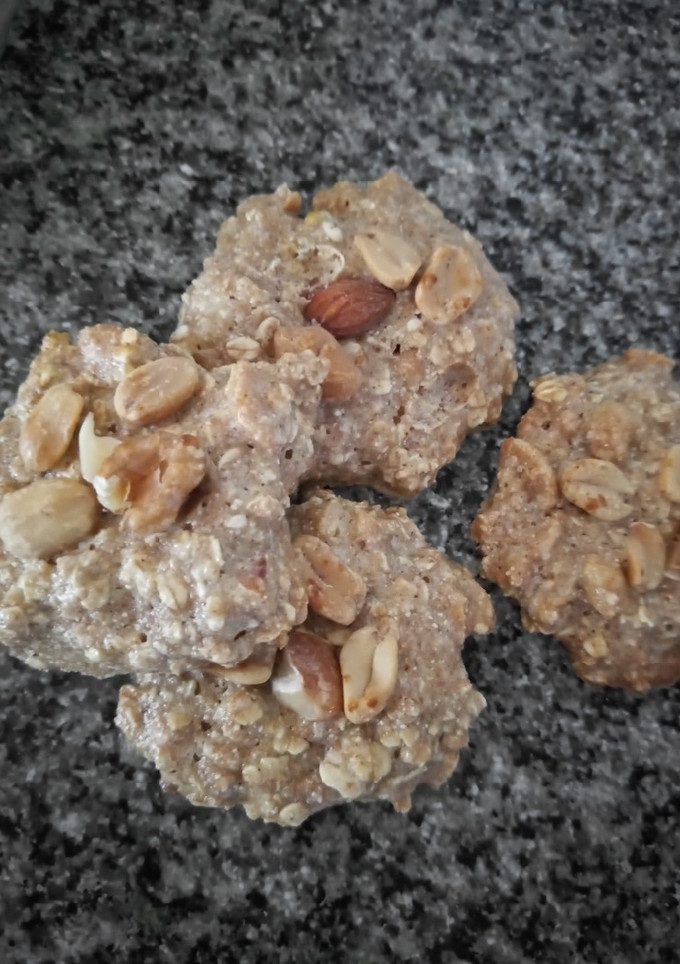 Una foto de Galletas integrales de avena y maní