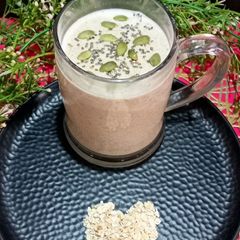 A picture of Healthy Oats Banana Smoothie For Breakfast.