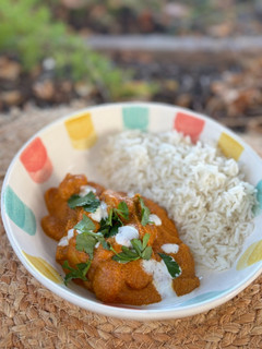 Una foto de Butter chicken estilo indio
