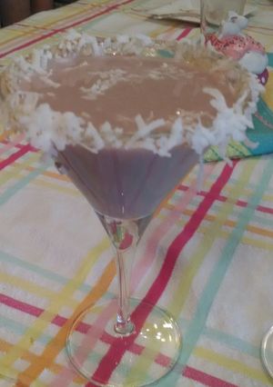 A picture of Chocolate Covered Coconut Martini.