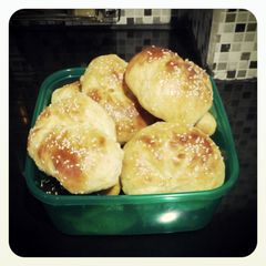 A picture of fresh bread.