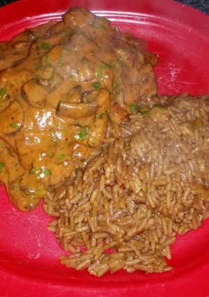 A picture of Paprika & Mushroom Pork Chops.