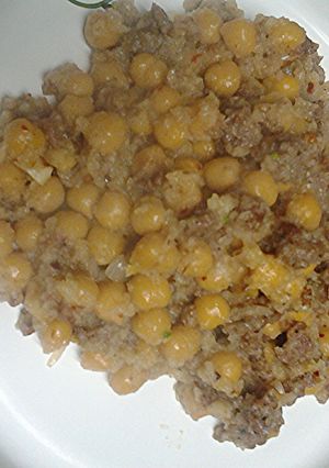 A picture of Chickpeas and sausage stuff.