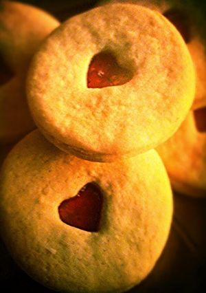 A picture of The best ever jam filled cookies!.