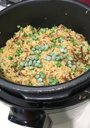 Una foto de Arroz con Fideos y Guisantes en Aceite de Bacon