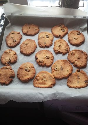 A picture of Coconut & cranberries cookies.