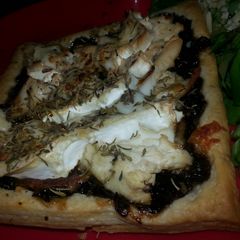 A picture of Weezy's Caramelised onion and goats cheese tart!.