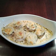 A picture of Cheese Stuffed Mushrooms.