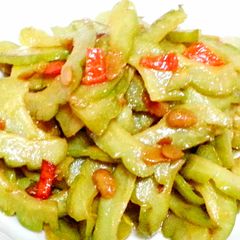 A picture of Bittergourd with fermented soya bean.