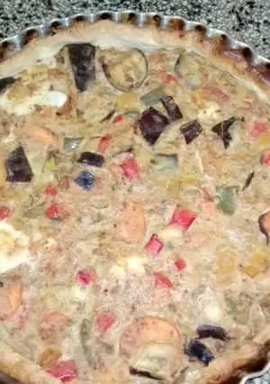 Una foto de Tarta de verduras con atún al natural