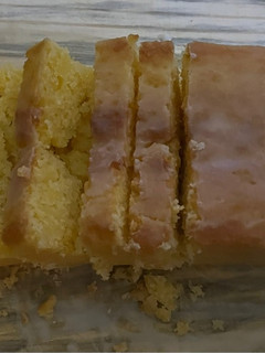 Una foto de Budín húmedo de limón🍋✨
