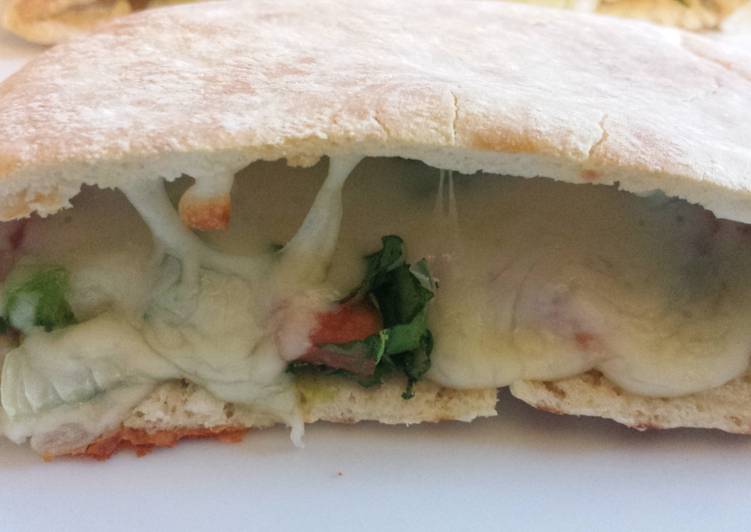 Recipe of Delicious Vegetarian Pita-Pockets